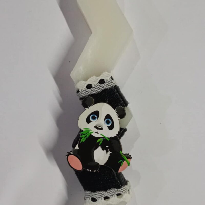 Χειροποίητη αρωματική λαμπάδα με μαύρο panda
