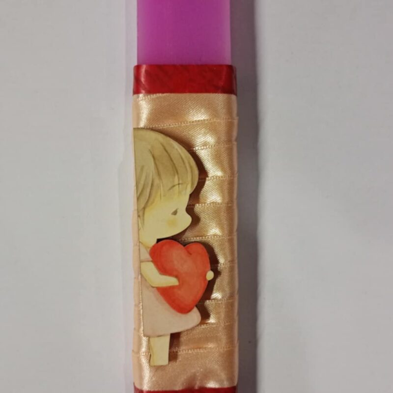 Χειροποίητη αρωματική λαμπάδα με κοριτσάκι καρδιά