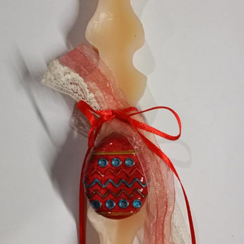 Χειροποίητη αρωματική λαμπάδα με πασχαλινό αυγό